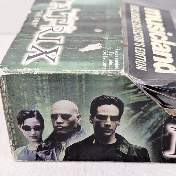 The Matrix Neo And Trinity Action Figures In Original Box Manufactured 2000: - Picture 2 of 9
